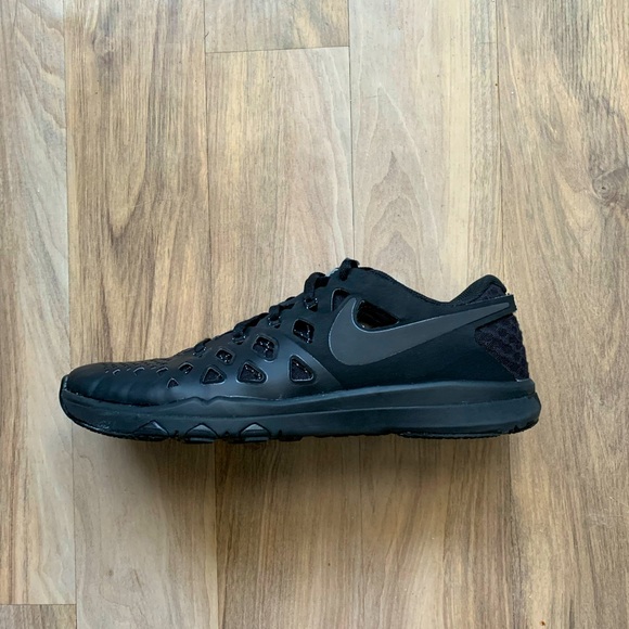 Nike 2.0 training shoes size 9.5 (Rare) - Picture 3 of 3